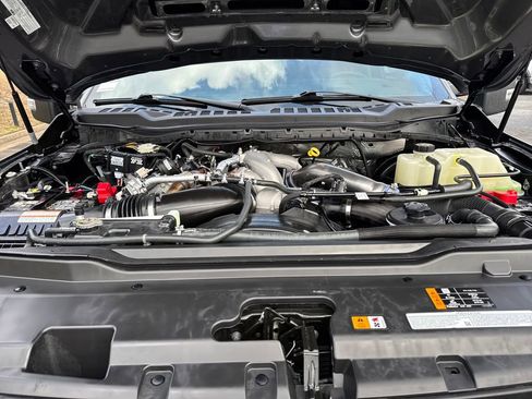 Used 2023 Ford F250 Lariat w/ Lariat Ultimate Package image 18