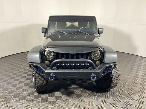 Used 2016 Jeep Wrangler Unlimited Sport image 4