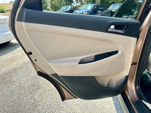 Used 2016 Hyundai Tucson Sport FWD image 13