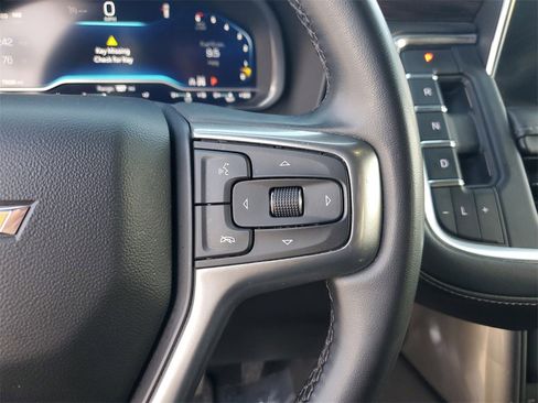 Used 2023 Chevrolet Suburban LT image 26