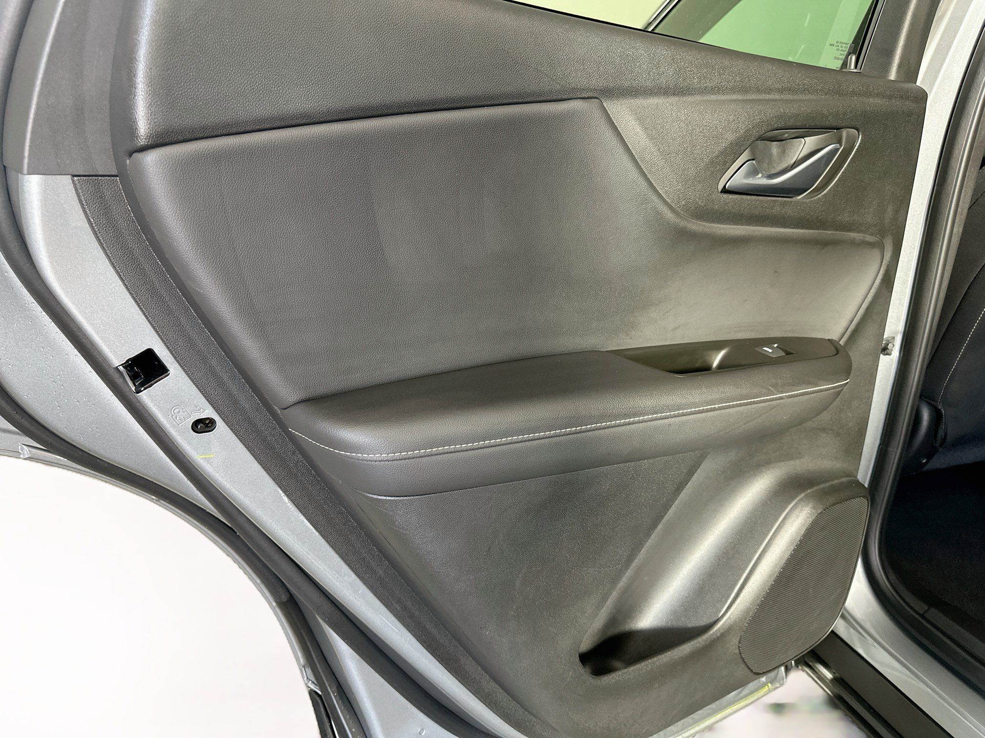 Used 2026 Chevrolet Blazer LT FWD image 26