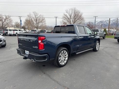 Used 2021 Chevrolet Silverado 1500 High Country w/ Technology Package image 7