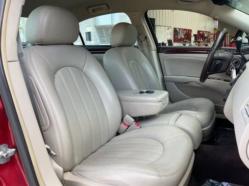 Used 2008 Buick Lucerne CXL w/ Driver Confidence Package FWD image 38