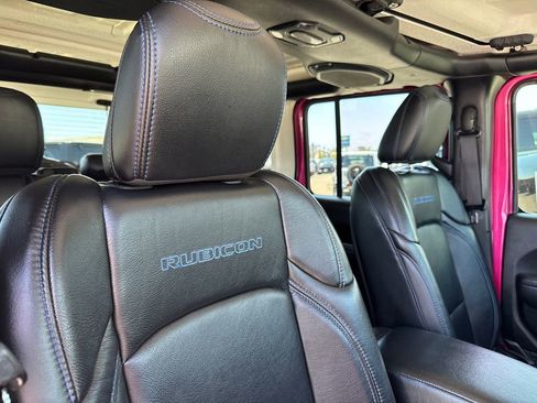 Certified 2022 Jeep Wrangler Unlimited Rubicon 4xe w/ Safety Group AWD/4WD image 17