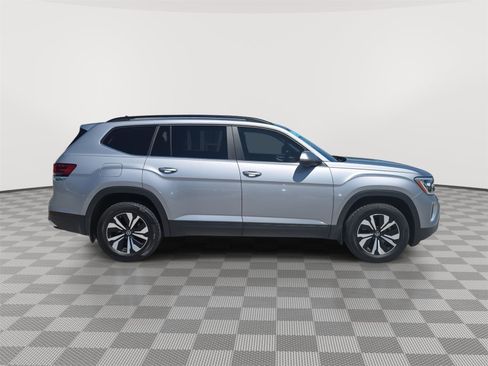 Certified 2024 Volkswagen Atlas SE AWD/4WD image 18