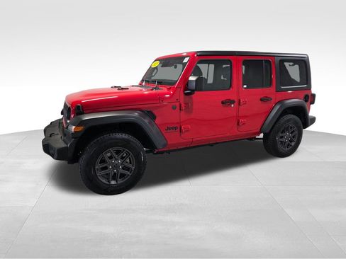 Used 2025 Jeep Wrangler Unlimited Sport AWD/4WD image 21