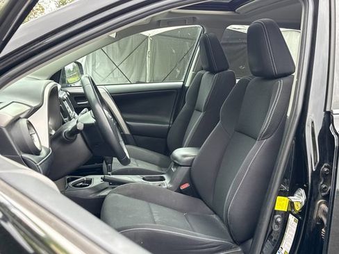 Used 2018 Toyota RAV4 XLE w/ Plus Extra Value Package AWD/4WD image 16
