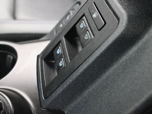 Used 2022 Ford Bronco Black Diamond image 23