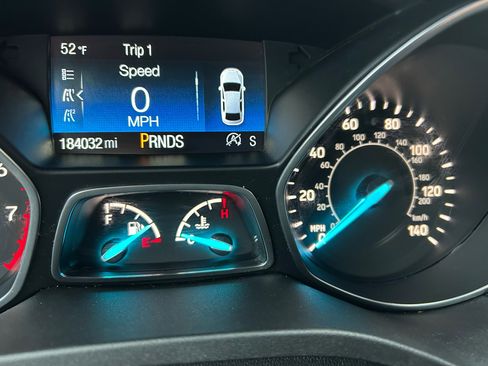 Used 2018 Ford Escape SE image 21