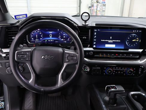 Used 2024 Chevrolet Silverado 1500 LTZ w/ LTZ Premium Texas Edition AWD/4WD image 19