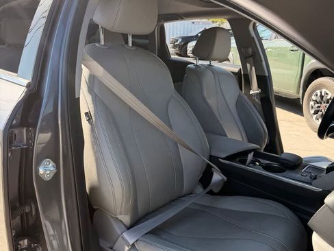 Used 2022 Acura TLX w/ Technology Package FWD image 12