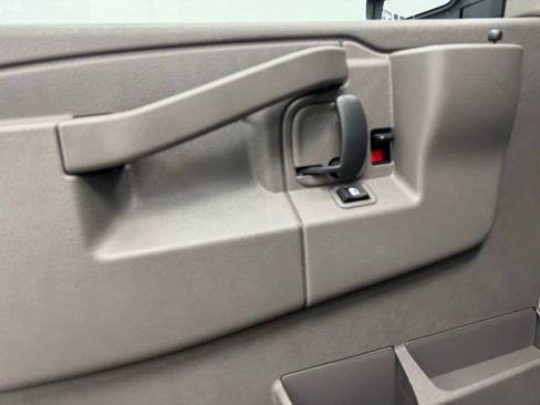 New 2025 Chevrolet Express 2500 Work Van w/ Driver Convenience Package image 9