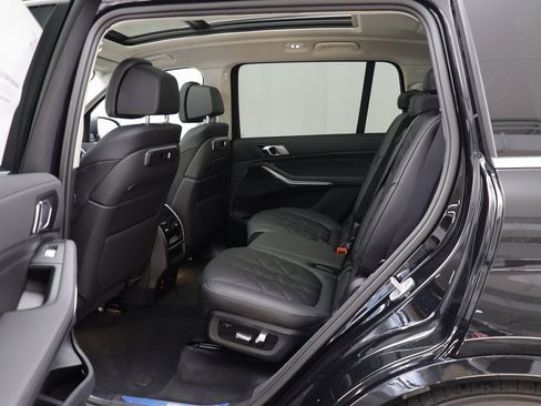 New 2026 BMW X7 xDrive40i image 14