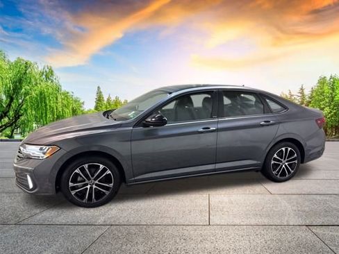 Certified 2023 Volkswagen Jetta Sport image 7