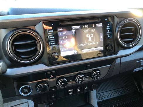 Used 2019 Toyota Tacoma 4x4 Double Cab image 28