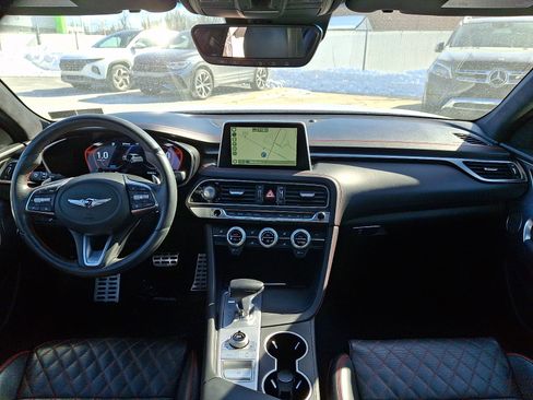 Used 2021 Genesis G70 3.3T image 15