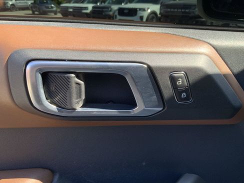 Used 2023 Ford Bronco Outer Banks AWD/4WD image 19