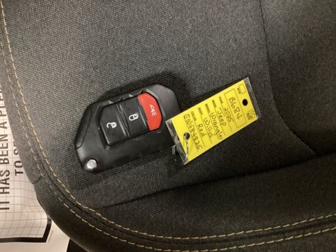 Used 2025 Jeep Wrangler Unlimited Sport S 4xe AWD/4WD image 29