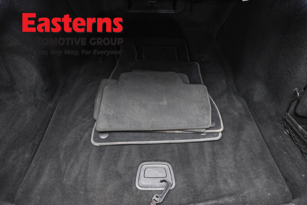 Used 2022 Mercedes-Benz S 500 4MATIC w/ AMG Line Package image 10
