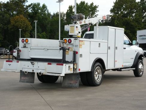 Used 2022 RAM 5500 Tradesman AWD/4WD image 3