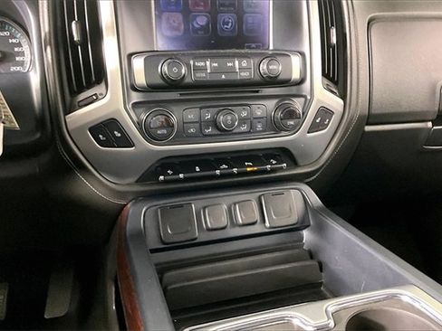 Used 2017 GMC Sierra 1500 SLE image 10