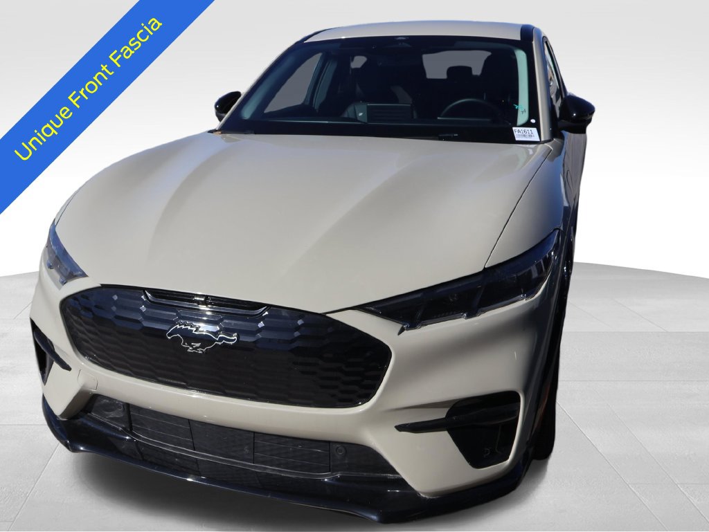 Used 2025 Ford Mustang Mach-E Premium w/ Sport Appearance Package AWD/4WD image 7