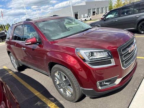 Used 2017 GMC Acadia Limited SLT AWD/4WD image 3