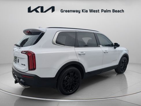 Certified 2021 Kia Telluride SX w/ SX Prestige Package AWD/4WD image 7