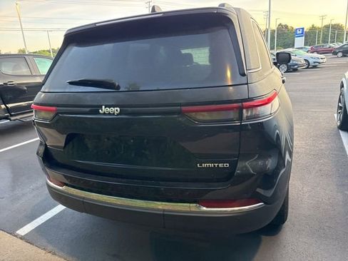 Used 2025 Jeep Grand Cherokee Limited RWD image 7