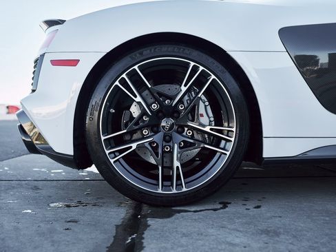 Used 2020 Audi R8 V10 performance image 25