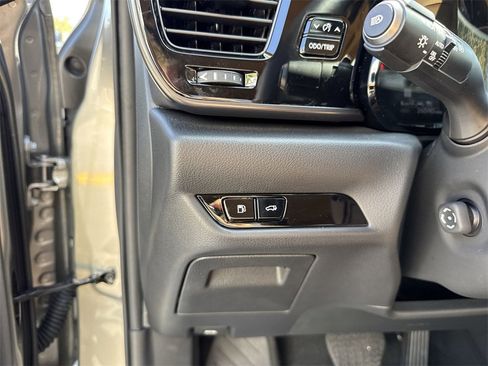 Used 2024 Lexus NX 250 FWD w/ Towing Package (2000 Lbs) image 58