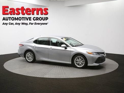 Used 2019 Toyota Camry XLE image 42
