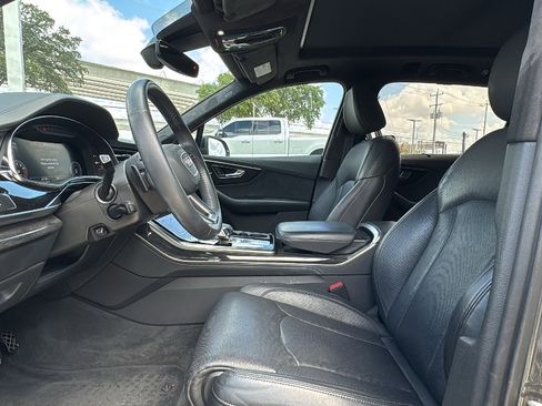 Used 2020 Audi Q7 3.0T Prestige w/ Prestige Package AWD/4WD image 9