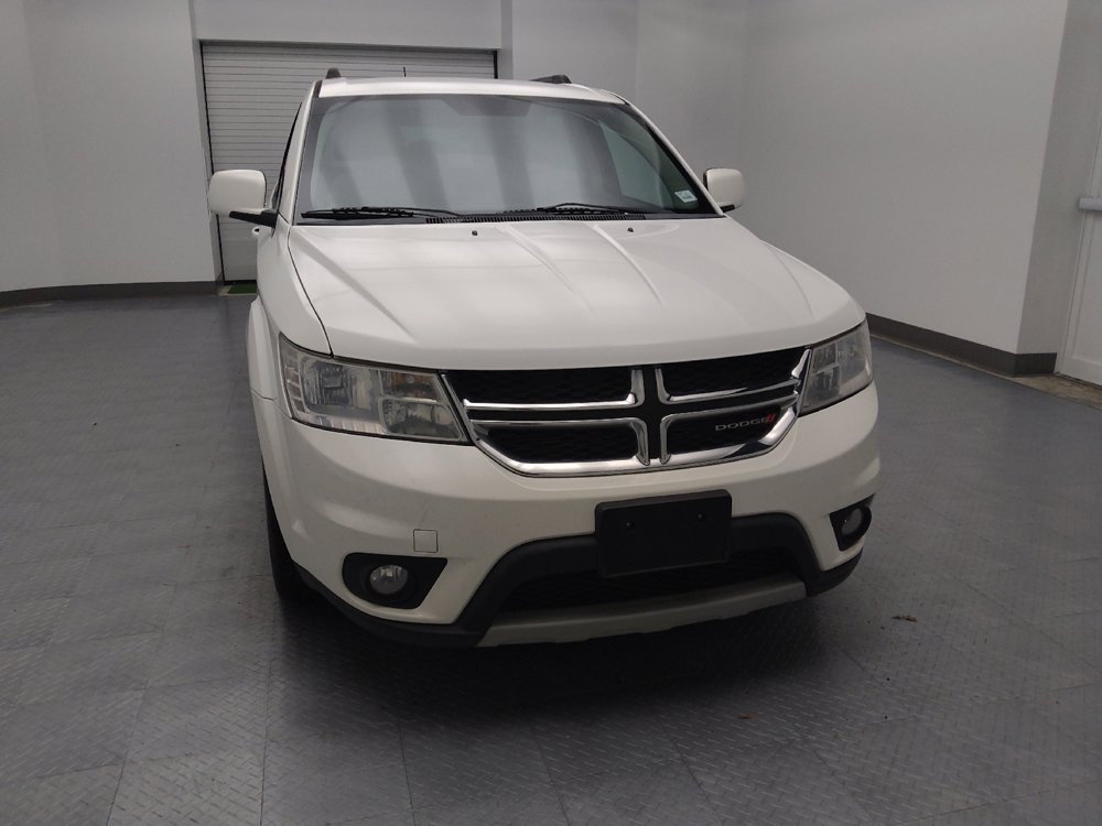 Used 2016 Dodge Journey SXT w/ Comfort/Convenience Group FWD image 14