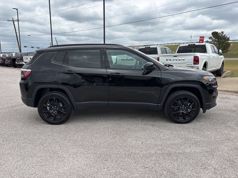 New 2026 Jeep Compass Latitude AWD/4WD image 7
