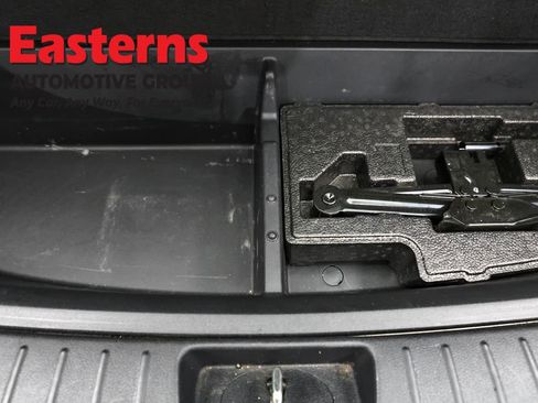 Used 2022 Hyundai Santa Fe SEL w/ Convenience + Premium Package AWD/4WD image 24