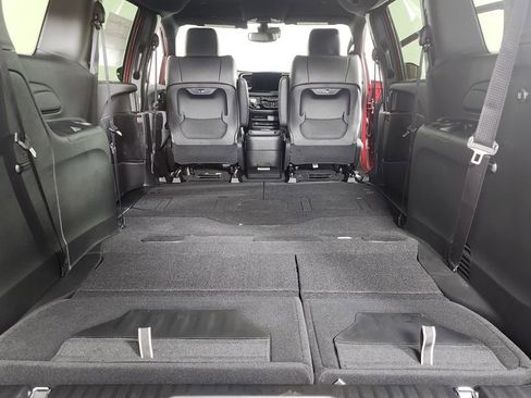 New 2026 Chrysler Pacifica Select image 13