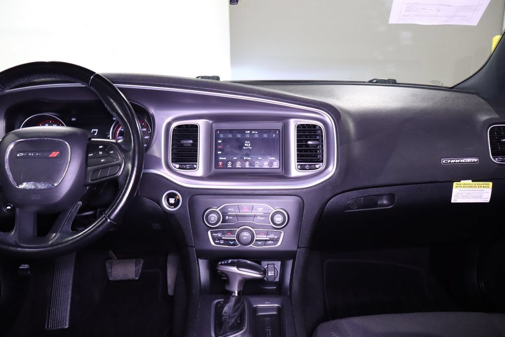 Used 2020 Dodge Charger SXT RWD image 23