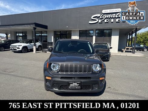 Used 2023 Jeep Renegade Latitude image 2