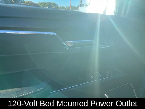 Used 2024 GMC Sierra 1500 SLT image 14