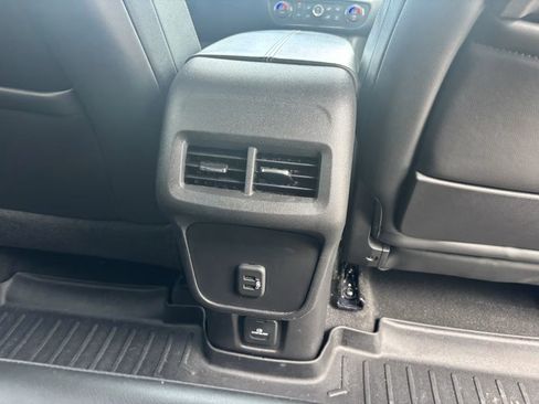 Used 2019 GMC Terrain SLT w/ Preferred Package FWD image 29