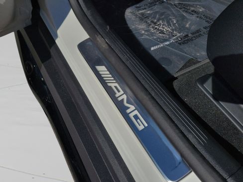 New 2026 Mercedes-Benz GLC 43 AMG 4MATIC image 32