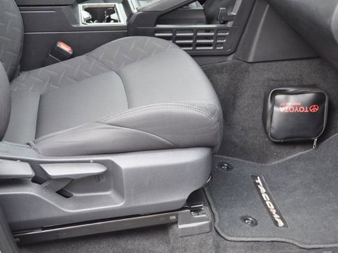 Used 2025 Toyota Tacoma SR5 image 18