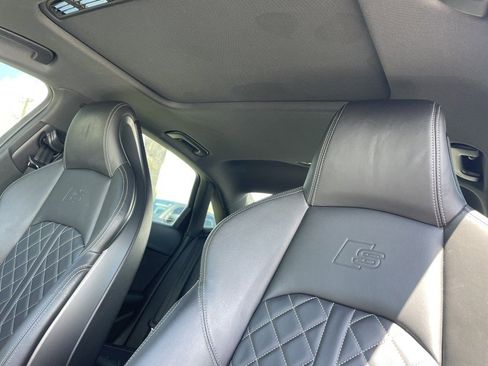 Used 2018 Audi S4 Prestige w/ Prestige Package image 28