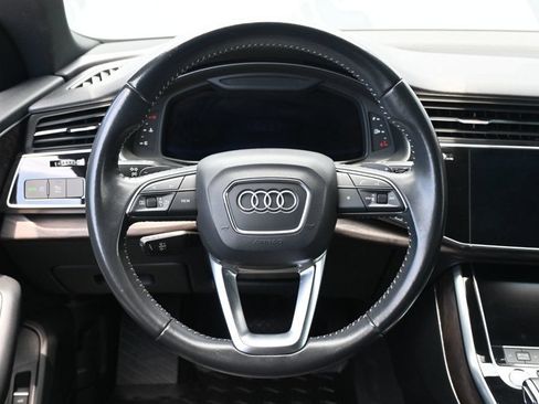 Used 2020 Audi Q8 Premium Plus w/ Premium Plus Package AWD/4WD image 13