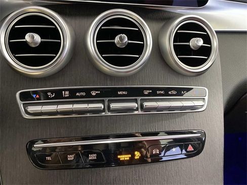 Used 2020 Mercedes-Benz GLC 300 4MATIC w/ AMG Line image 21