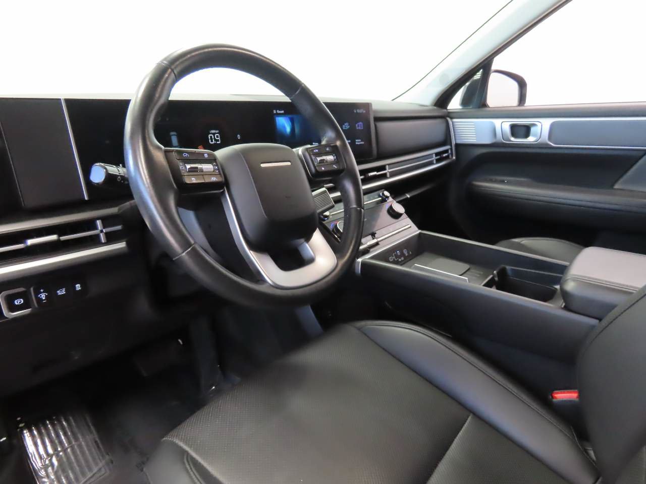 Used 2025 Hyundai Santa Fe SEL AWD/4WD image 8