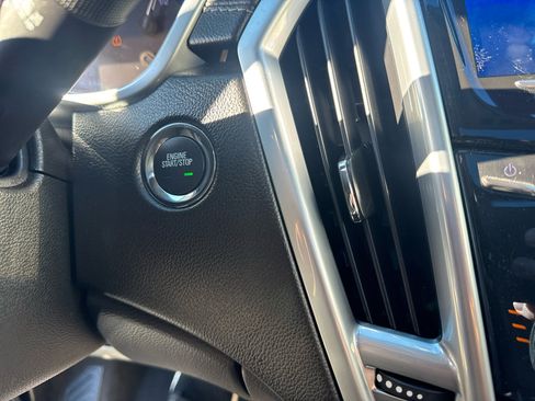 Used 2016 Cadillac SRX Luxury w/ Driver Awareness Package image 24