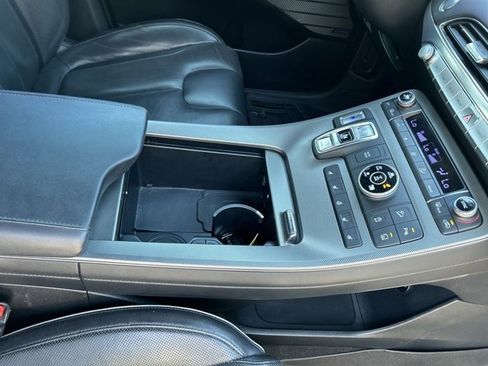 Used 2022 Hyundai Palisade Calligraphy image 22