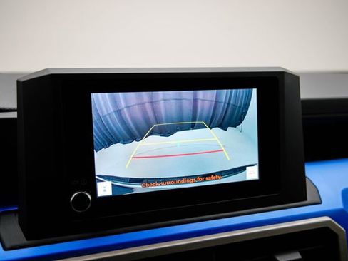 Used 2024 Toyota Tacoma TRD Off-Road image 28